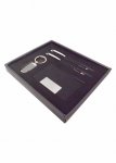  Kit executivo com 4 peças em estojo, material papelão.